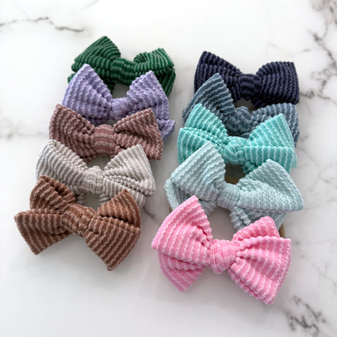 Wavy Ribbed School Girl Bows