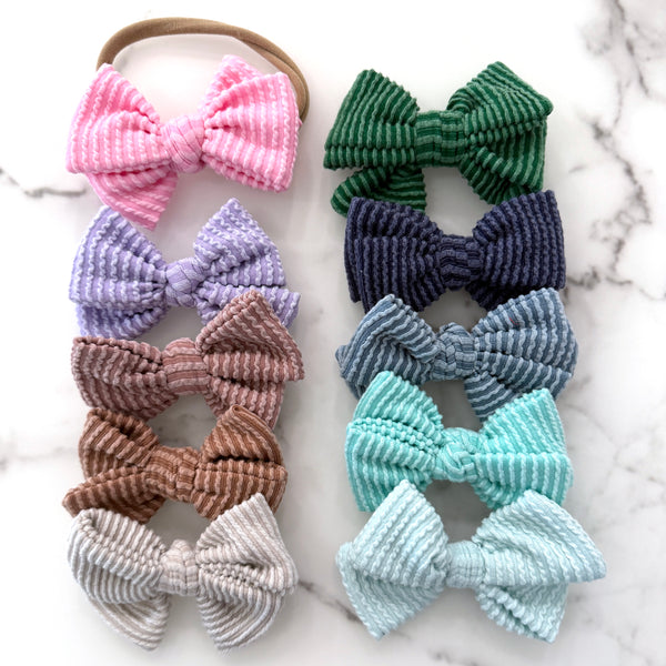 Wavy Ribbed School Girl Bows